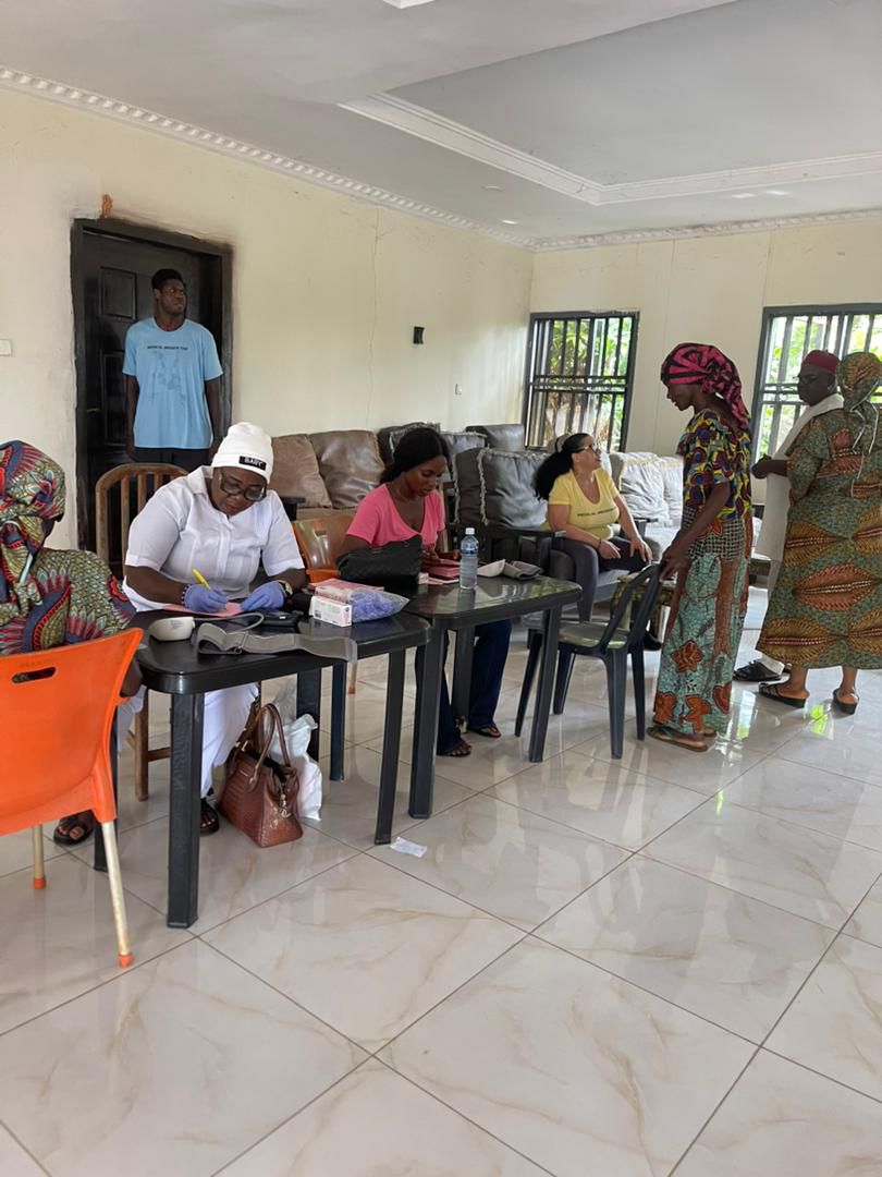 6ab035b9-3dcb-4c25-8bd5-e59e89d86041